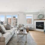 4-web-or-mls-W Broadway Blvd-S0508-004